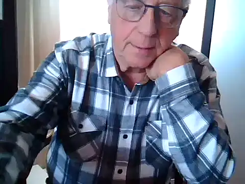 johnjohn622662 Adlı Modelin Canlı XXX Sohbeti