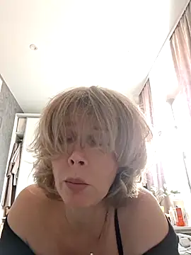 stellahere8 Chat XXX in diretta