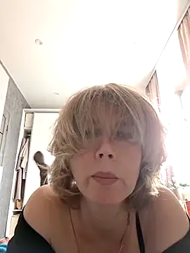 Chat XXX en directo de stellahere8