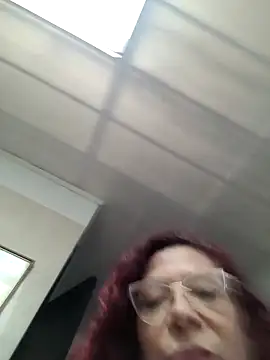 Scarlet_curly8a's Live XXX Chat