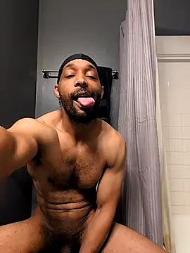 TheGoldenBoldy321 Show Webcam