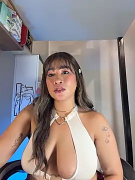 โชว์เว็บแคมของ AsianMilfSheryl