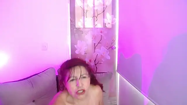 milfrousse 라이브 XXX 채팅