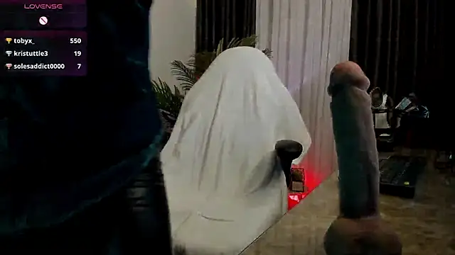 VictoriaPaker élő XXX-chatje