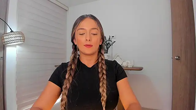 Chat XXX en directo de wandathompson_