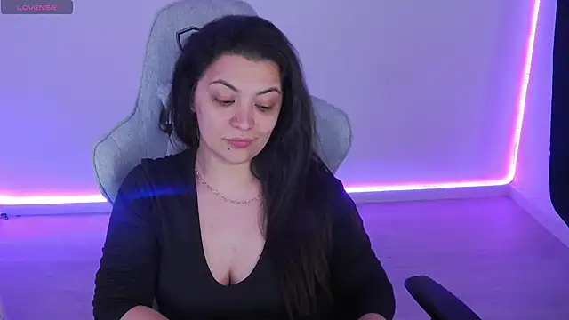 LuciaLoca – webcam-show