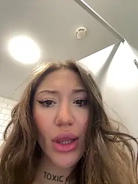 SaintSquirt – Live XXX-chat