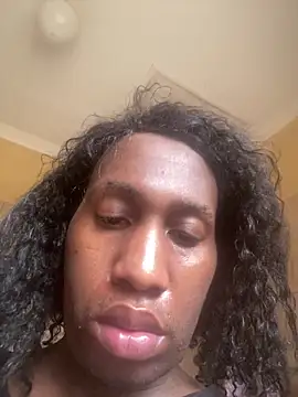 Moorella1 Chat XXX live