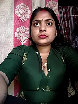 Aanushaka Live XXX-Chat