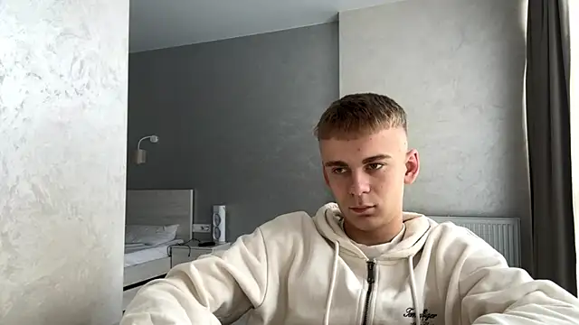 SoloFury Adlı Modelin Web Kamerası Şovu