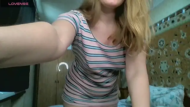 دردشة AnnaXLovers الجنسية المباشرة