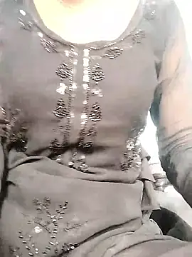 Karishma_88のウェブカメラショー