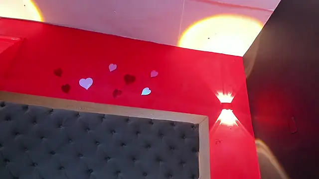 YayaHilton – Naživo XXX chat