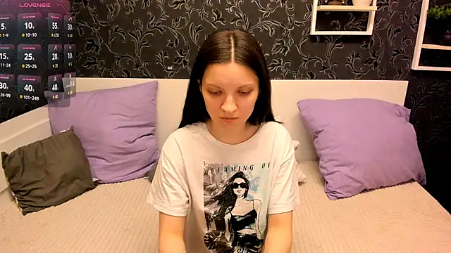 MelaniGrand Chat XXX in diretta