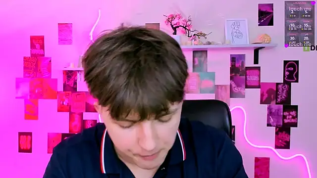 travis_wolf_ Live XXX-Chat