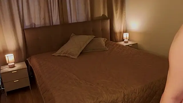 DeloresSaberi Webcam Show