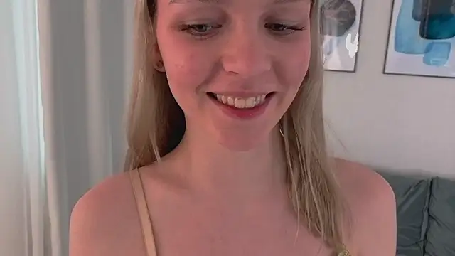 แชท XXX สดของ CynthiaaStone