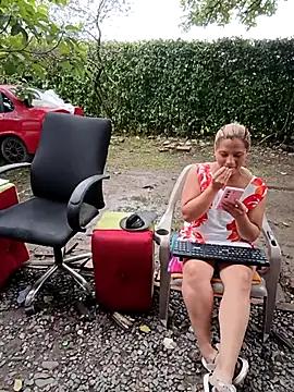 XXX chat uživo modela hotandfierylatinos2023