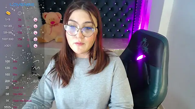 XXX chat uživo modela conniejames_m