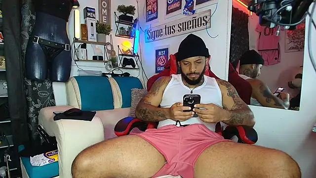 Онлайн чат XXX Leenar_Key