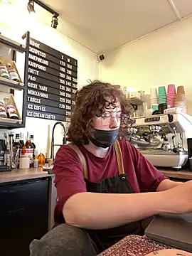 دردشة cinnabon_ الجنسية المباشرة