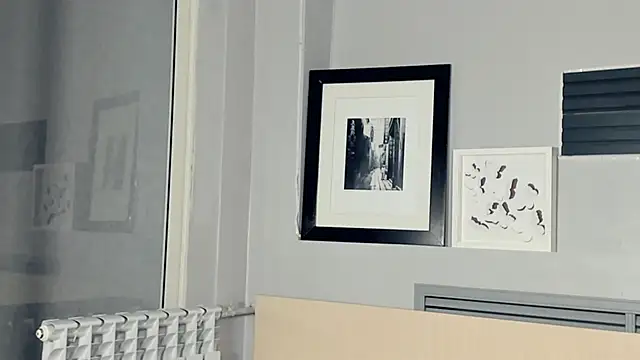 TienKnousn Live XXX chat