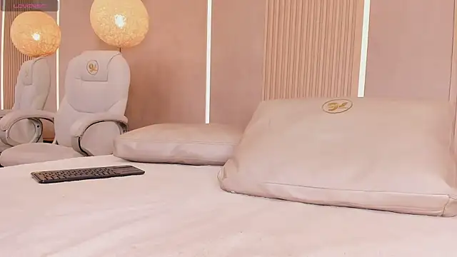 Онлайн чат XXX eva_lain