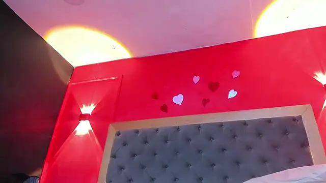 YayaHiltonn Webbikameraesitys