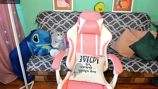 Queen_baby Chat XXX live