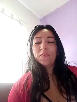 Laura_martin_ Chat XXX live