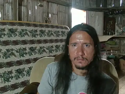 Pokazy przed kamerką – Elaine-Isbel