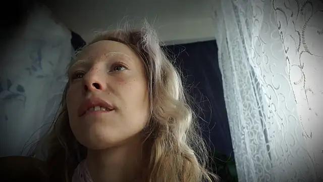 Chatroom XXX en direct de _Phantom_thread_