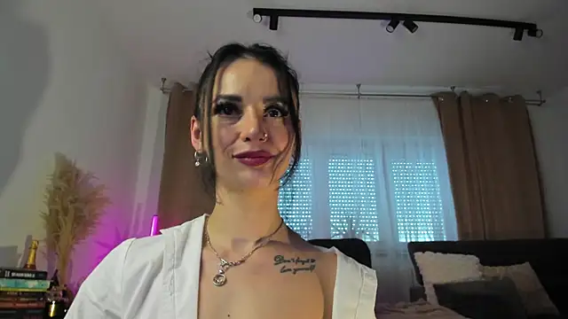 Chatroom XXX en direct de JacquelineHex