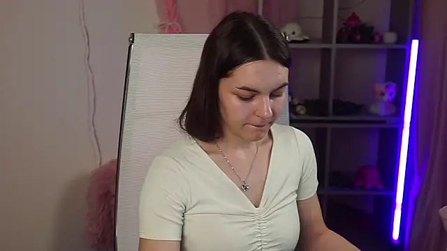 Chat +18 de FrancescaCavaliere ao vivo