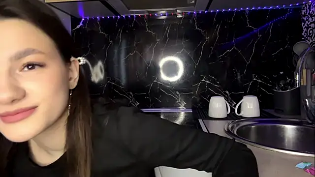 Chat +18 de Kosandra_k ao vivo