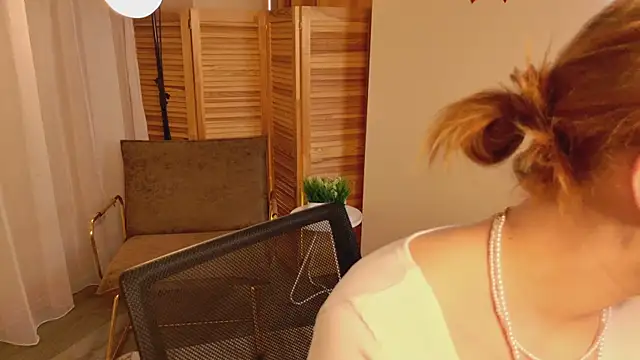 Chatroom XXX en direct de miraiakik