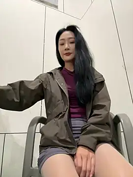 so-linger's Live XXX Chat