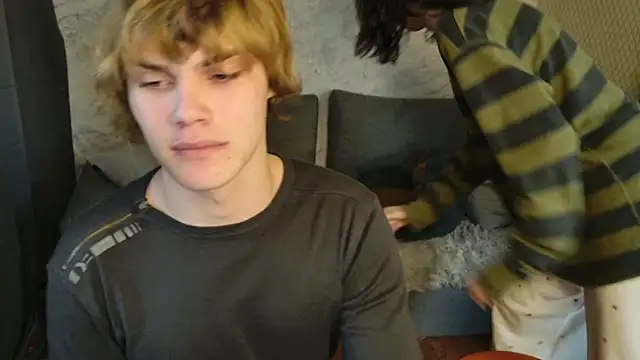 Bonnie_And_C1yde Adlı Modelin Canlı XXX Sohbeti