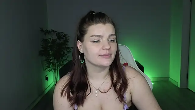 MilkyPop_ Adlı Modelin Canlı XXX Sohbeti