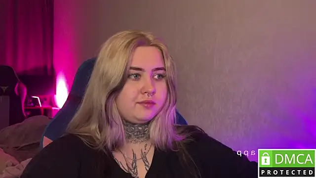 Xtoni_'s Live XXX Chat