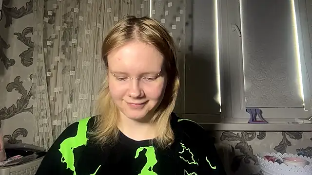 KrystenHoye's Live XXX Chat