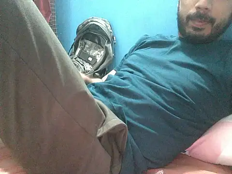 Precumboner Live XXX Chat