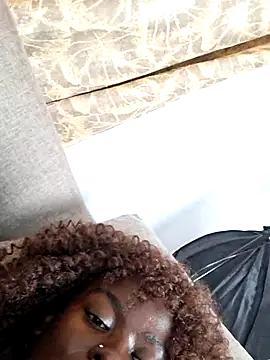 bustytemptress1's Live XXX Chat