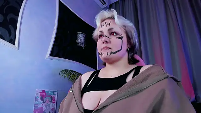 -HwasaMoore élő XXX-chatje