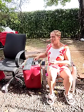 hotandfierylatinos2023's Live XXX Chat