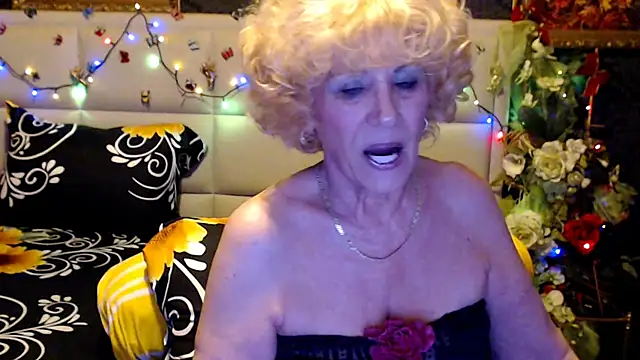 HappyWomanOn 在線直播表演