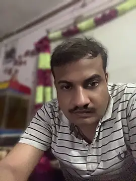 Saxymood1111 Adlı Modelin Canlı XXX Sohbeti