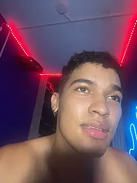 jamescurly00n Webbikameraesitys