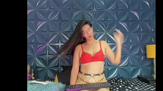 JuliaSinclair Live XXX-chat