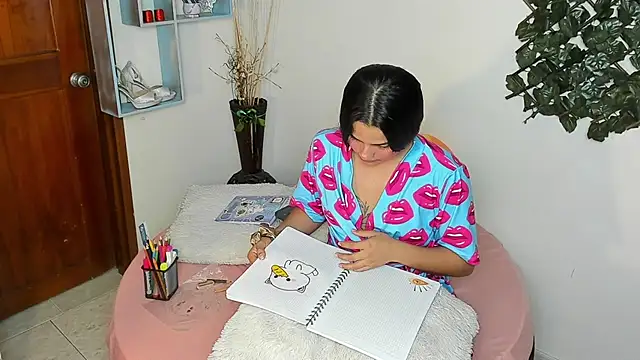 DestinyHills live XXX chat